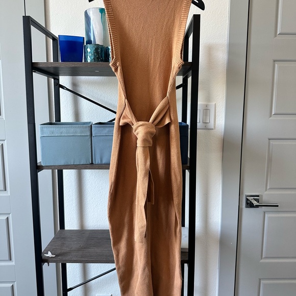 TOCCIN x RTR Chic Tan Midi Dress with Tie-Front - Picture 3 of 16